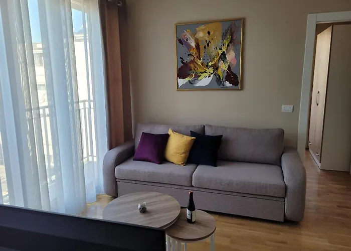 Sui' Lägenhet Tirana