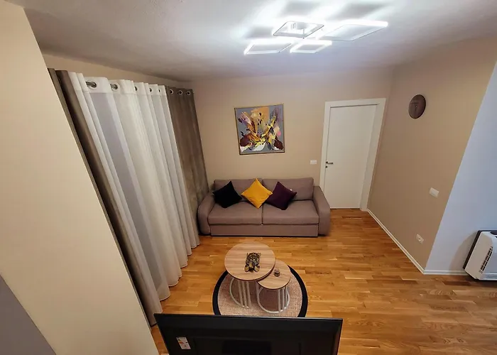 Sui' Διαμέρισμα Τίρανα